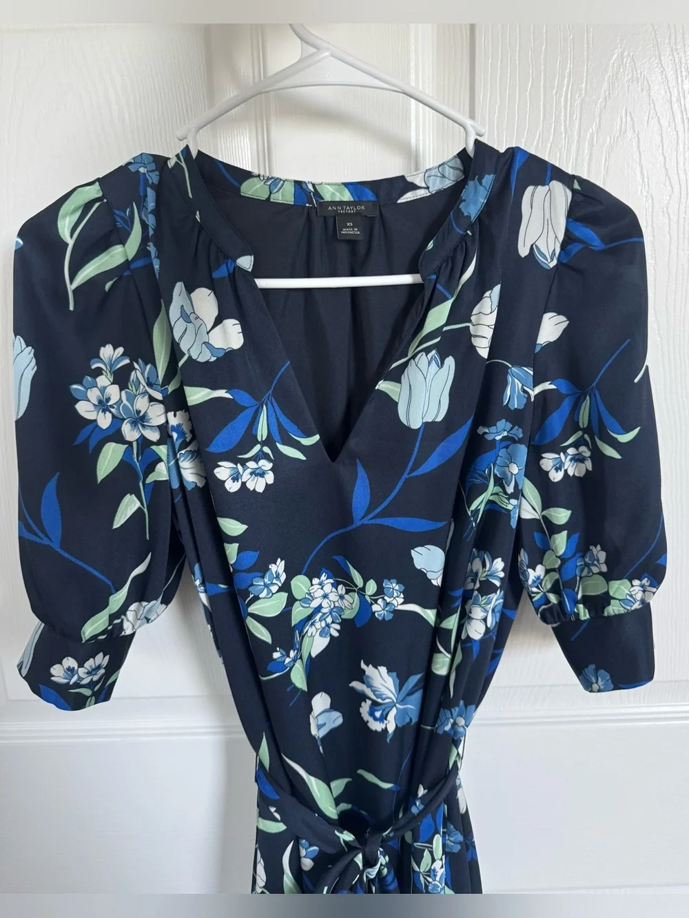 Ann Taylor Factory Navy Floral Midi Dress - Picture 3 of 6